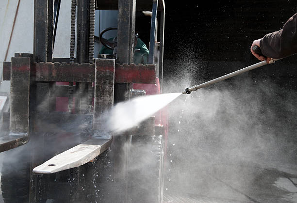 Best Machinery and Equipment Cleaning  in Montverde, FL